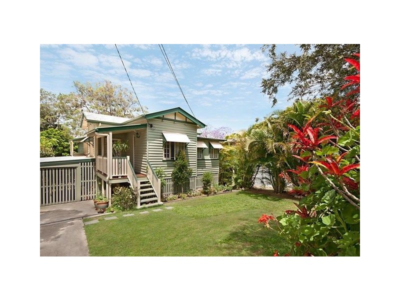 52 McLay Street, Coorparoo QLD 4151