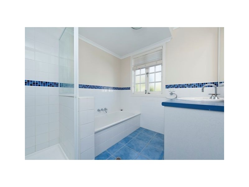 52 McLay Street, Coorparoo QLD 4151