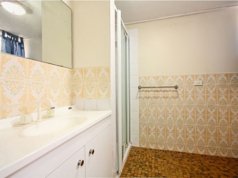 22 Mountain Street, Mount Gravatt QLD 4122