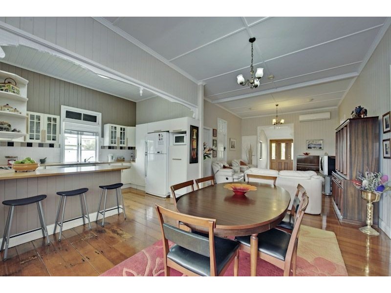 45 Ridge Street (access from Thomas St), Greenslopes QLD 4120