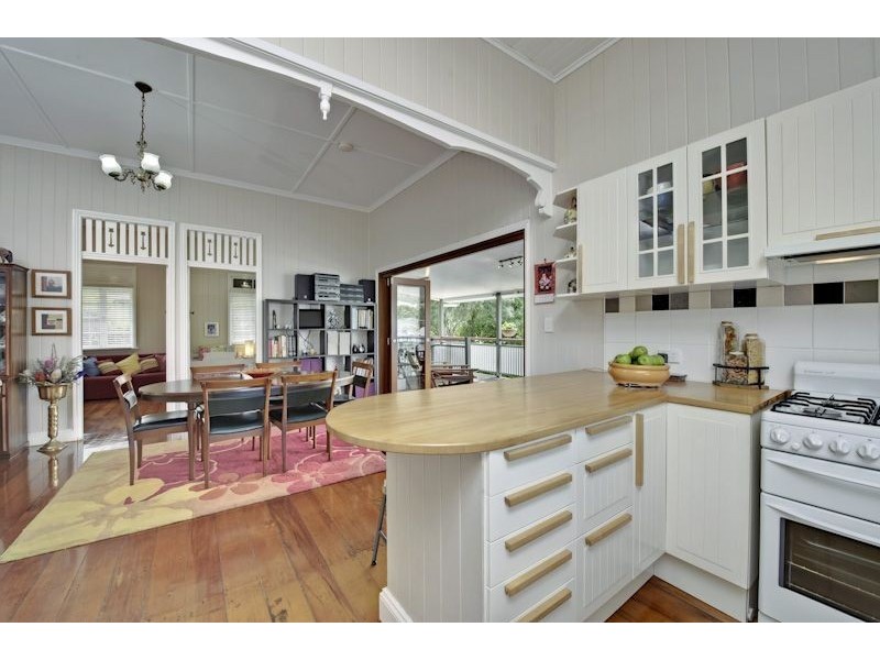 45 Ridge Street (access from Thomas St), Greenslopes QLD 4120