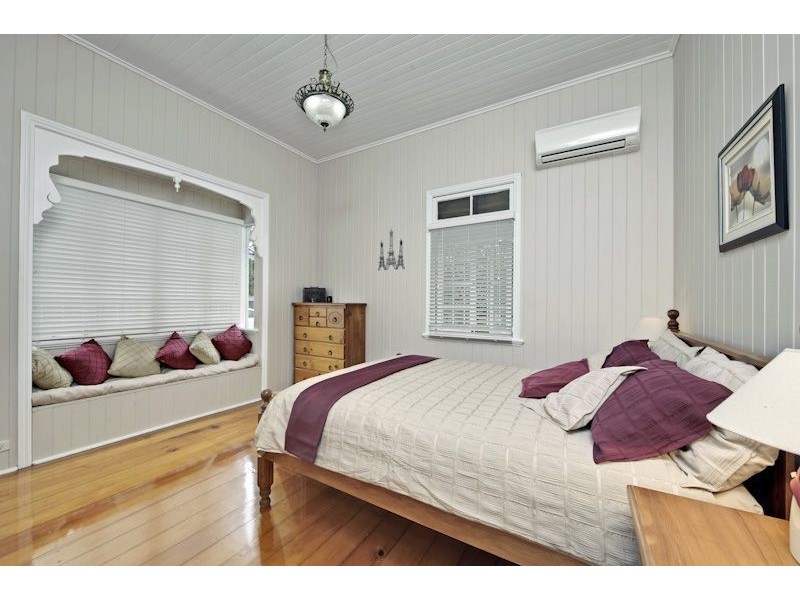 45 Ridge Street (access from Thomas St), Greenslopes QLD 4120