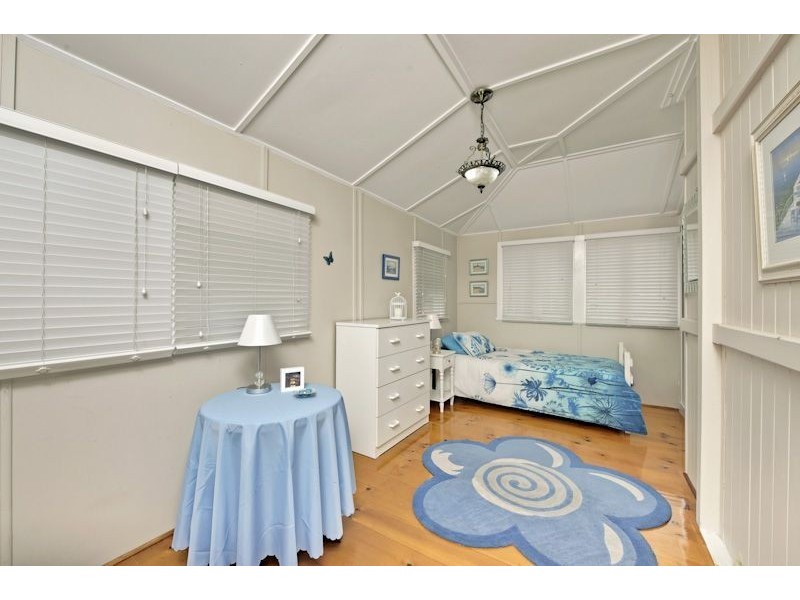 45 Ridge Street (access from Thomas St), Greenslopes QLD 4120