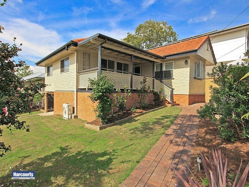 44 Wattle Avenue, Carina QLD 4152