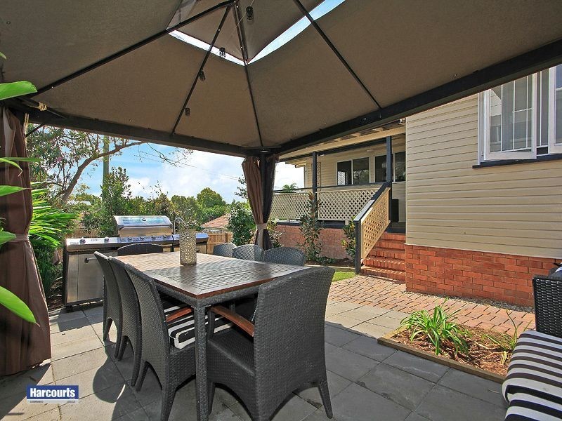 44 Wattle Avenue, Carina QLD 4152