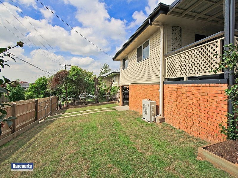44 Wattle Avenue, Carina QLD 4152