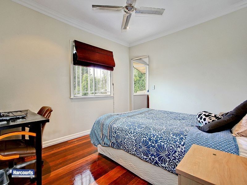 44 Wattle Avenue, Carina QLD 4152