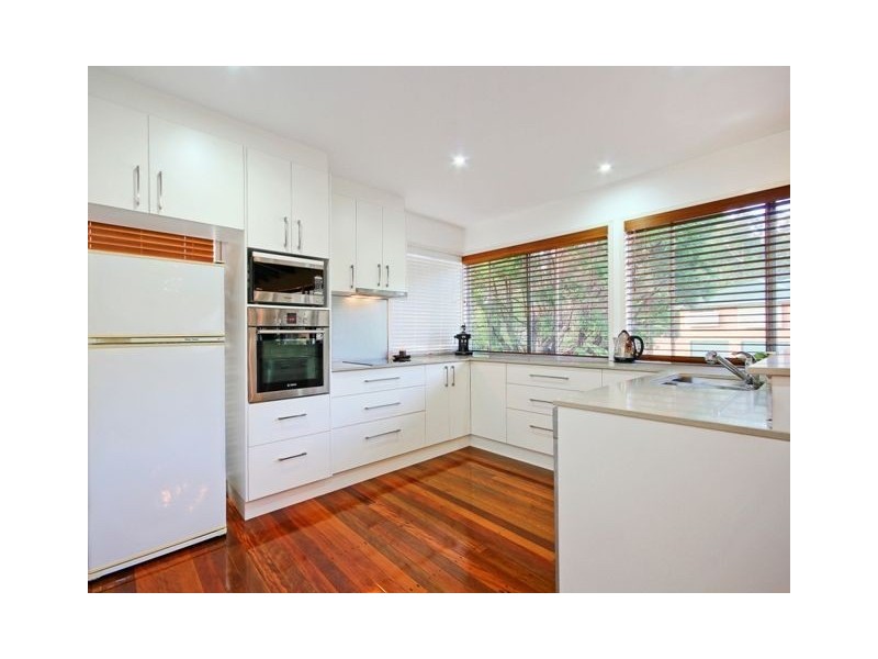 9 Capella Street, Coorparoo QLD 4151