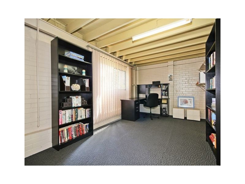 9 Capella Street, Coorparoo QLD 4151