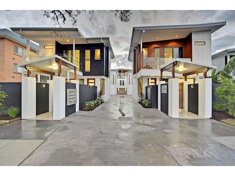 1-2/232 Riding Road, Balmoral QLD 4171