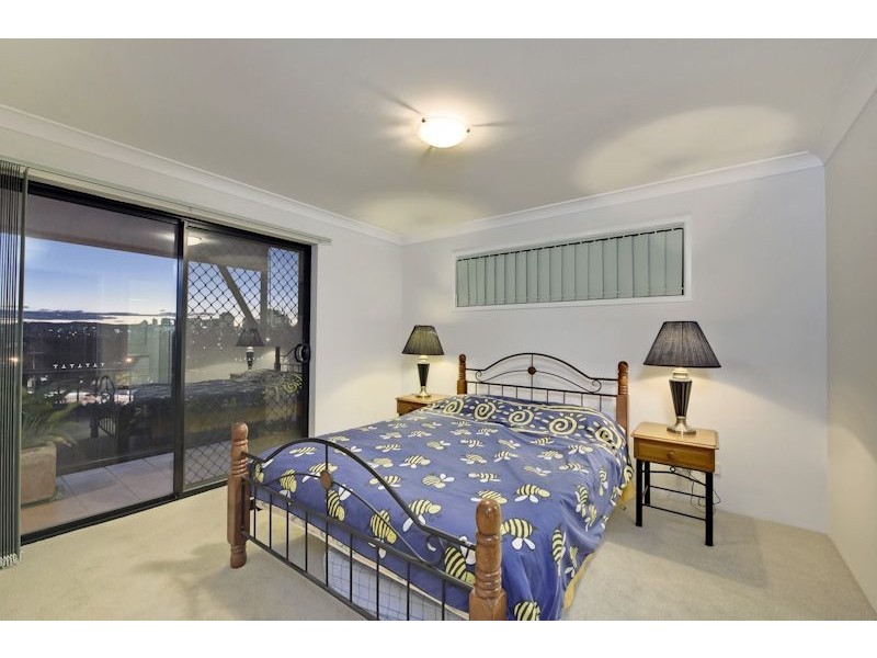 11/16 Norman Crescent, Norman Park QLD 4170