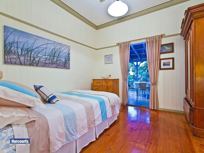 496 Cavendish Road, Coorparoo QLD 4151