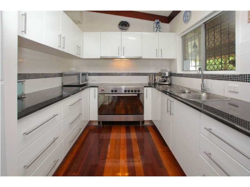 77 Dykes Street (Cnr Dalgety Street), Mount Gravatt East QLD 4122