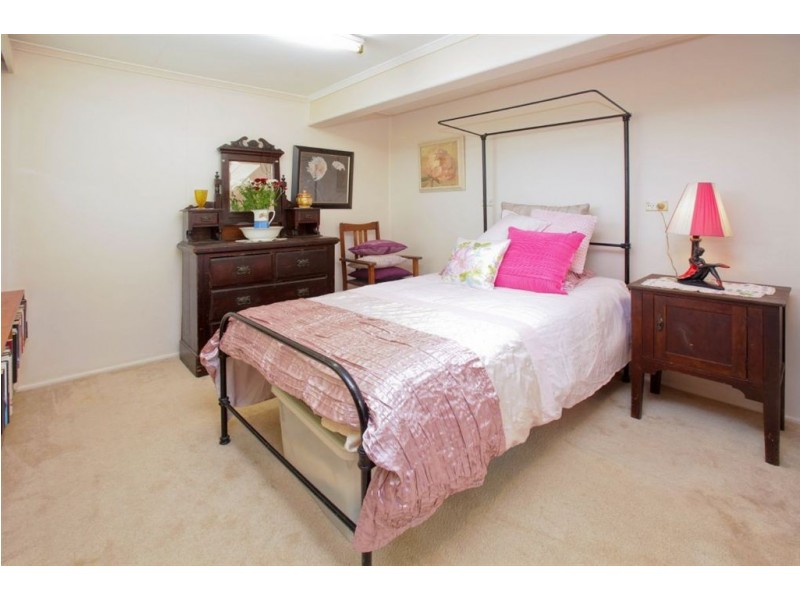 77 Dykes Street (Cnr Dalgety Street), Mount Gravatt East QLD 4122