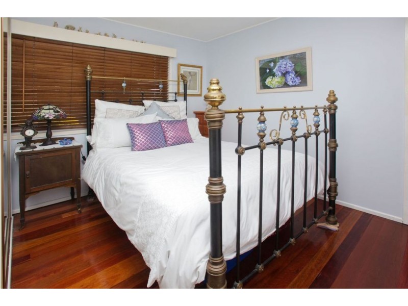 77 Dykes Street (Cnr Dalgety Street), Mount Gravatt East QLD 4122