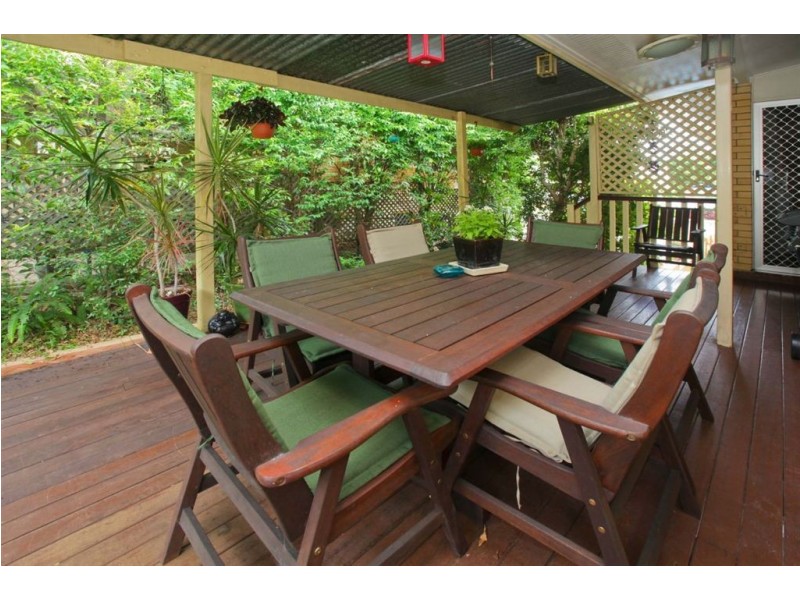 77 Dykes Street (Cnr Dalgety Street), Mount Gravatt East QLD 4122