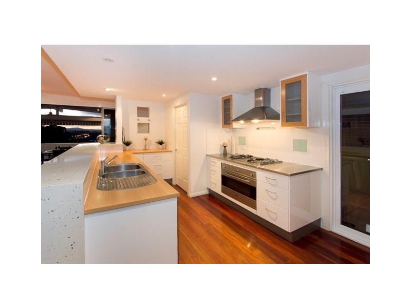 37 Dagmar Street, Holland Park West QLD 4121