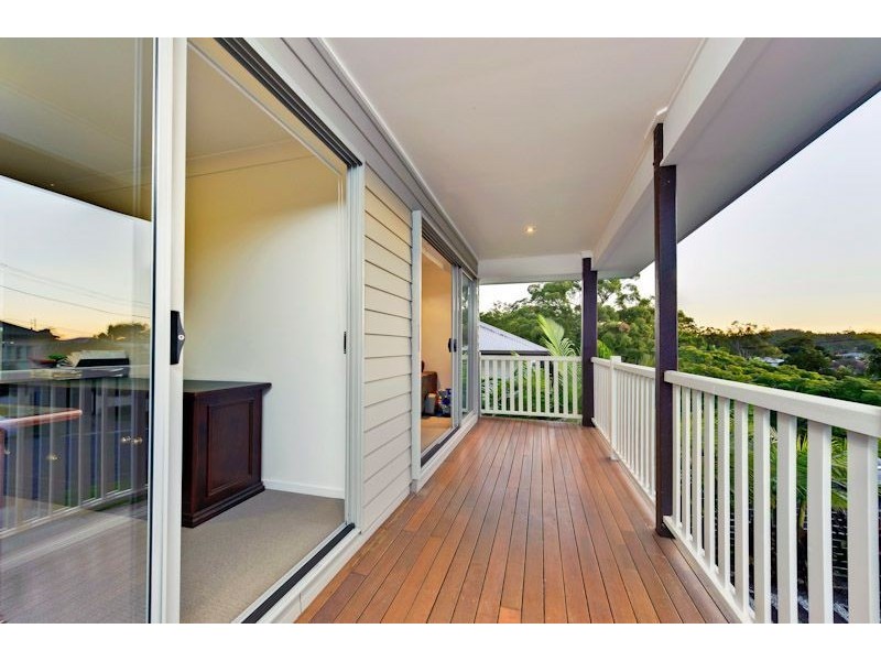 38 Boronia Avenue, Holland Park West QLD 4121