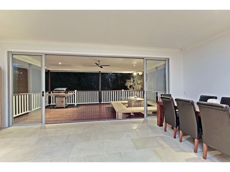 38 Boronia Avenue, Holland Park West QLD 4121