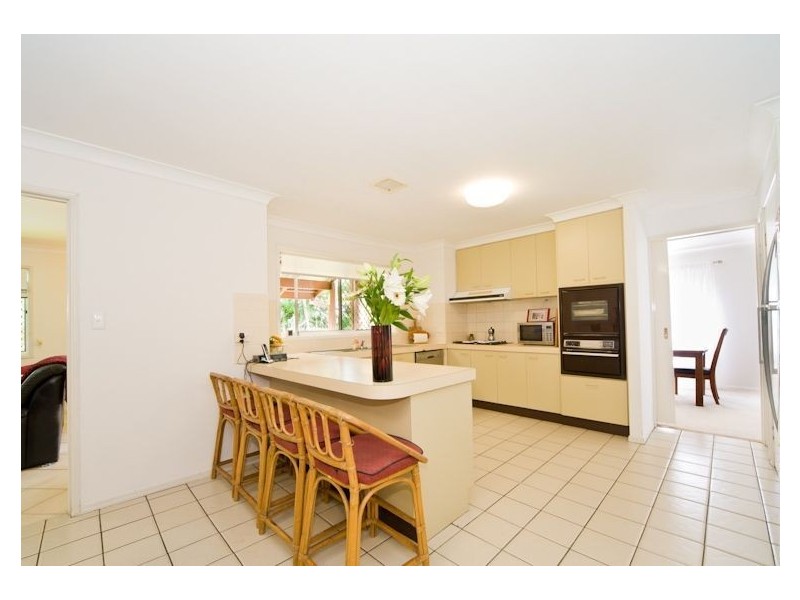 135 Scrub Road, Carindale QLD 4152