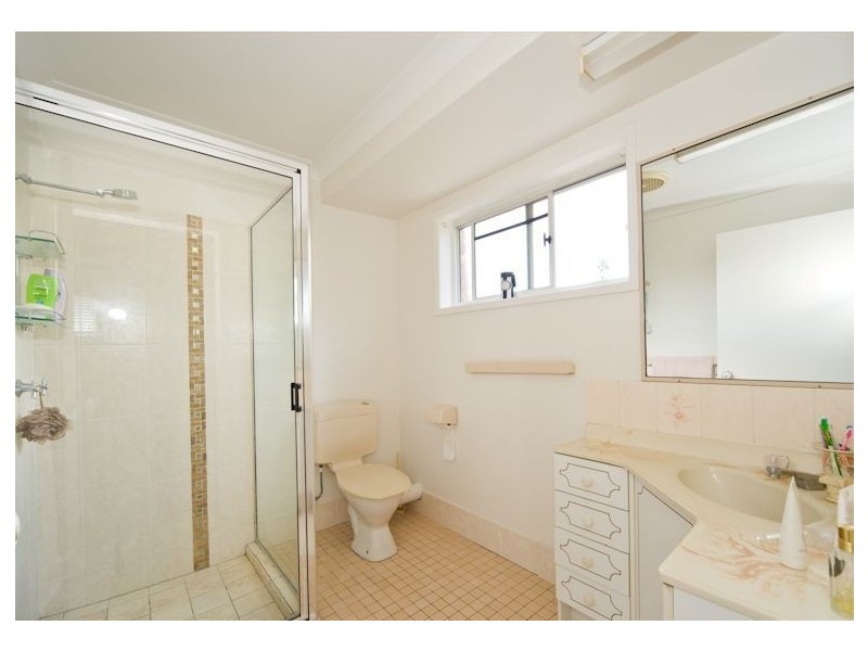 135 Scrub Road, Carindale QLD 4152