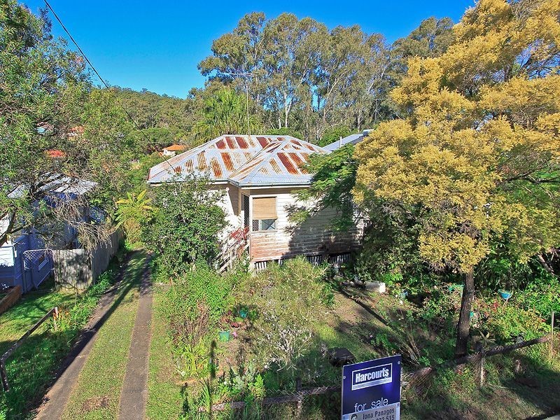 16 Canopus Street, Coorparoo QLD 4151