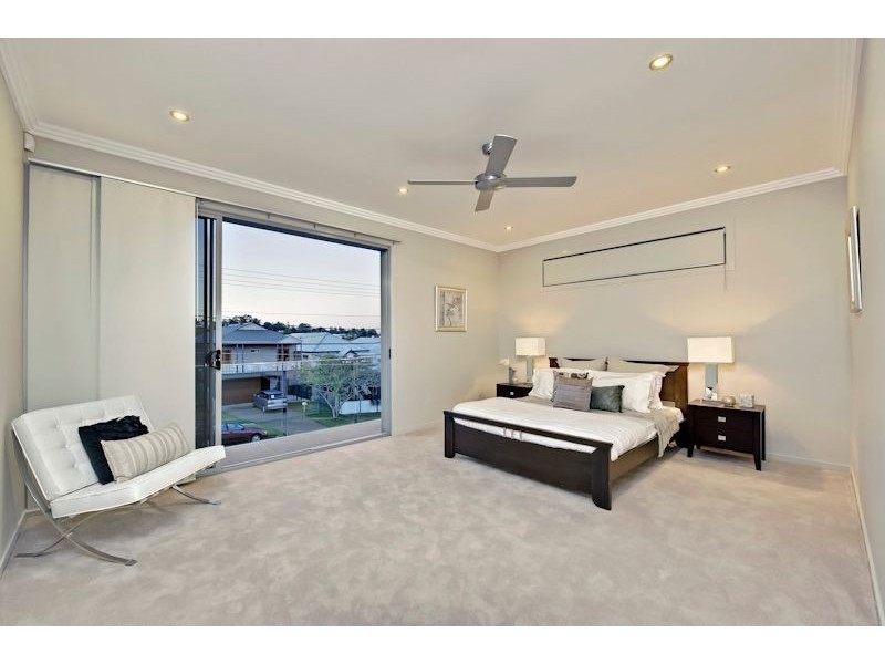 31 Wyena Street, Camp Hill QLD 4152