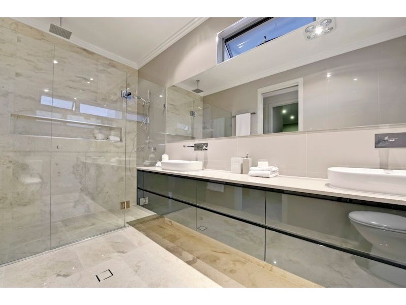 31 Wyena Street, Camp Hill QLD 4152