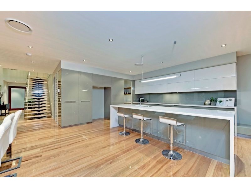 31 Wyena Street, Camp Hill QLD 4152