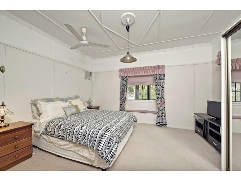 57 Carranya Street, Camp Hill QLD 4152