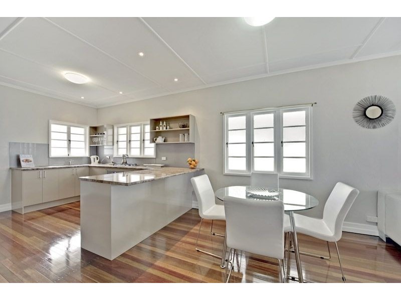 82 Lewis Street, Woolloongabba QLD 4102