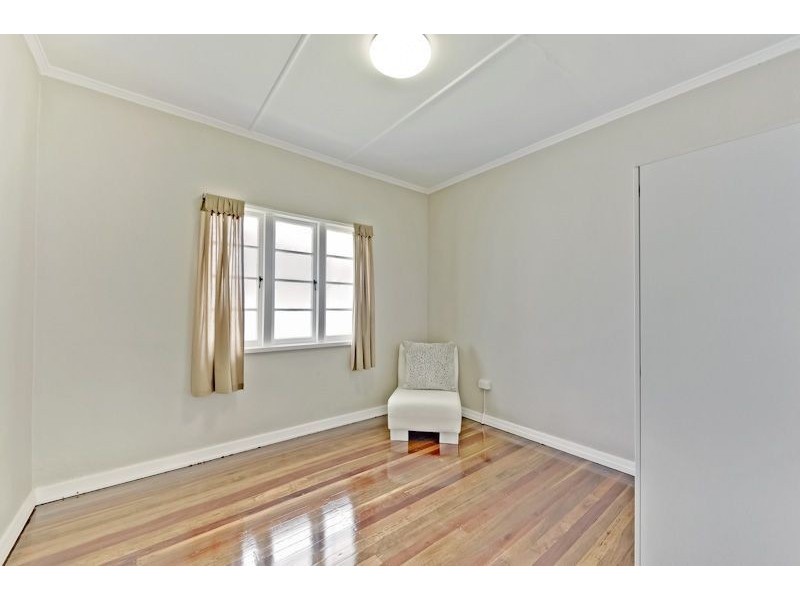 82 Lewis Street, Woolloongabba QLD 4102