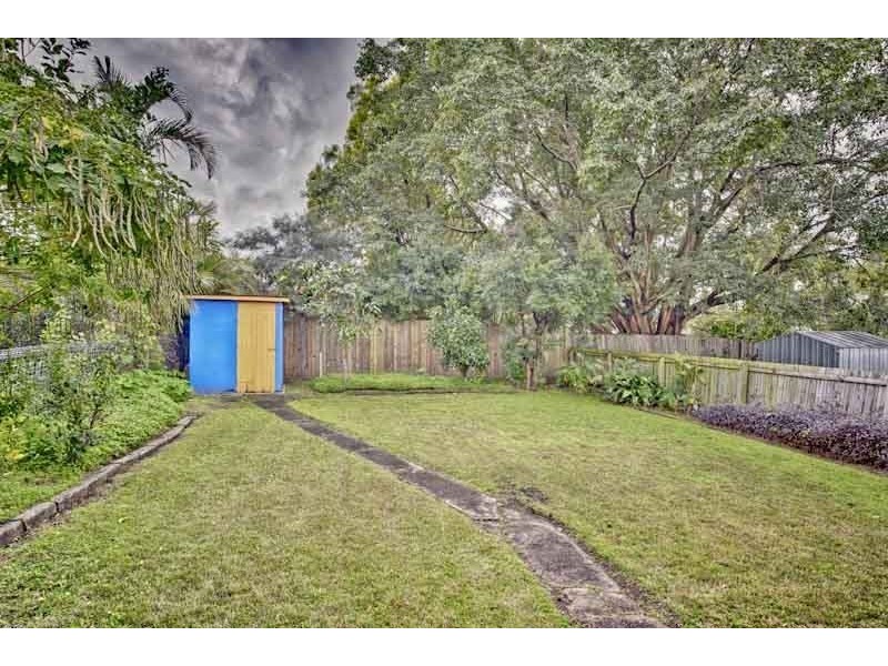 82 Lewis Street, Woolloongabba QLD 4102