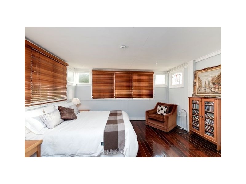 26 St Leonards Street, Coorparoo QLD 4151