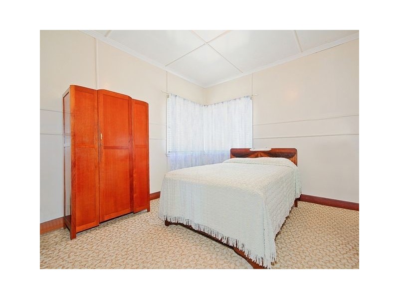 18 Jackson Street, Coorparoo QLD 4151