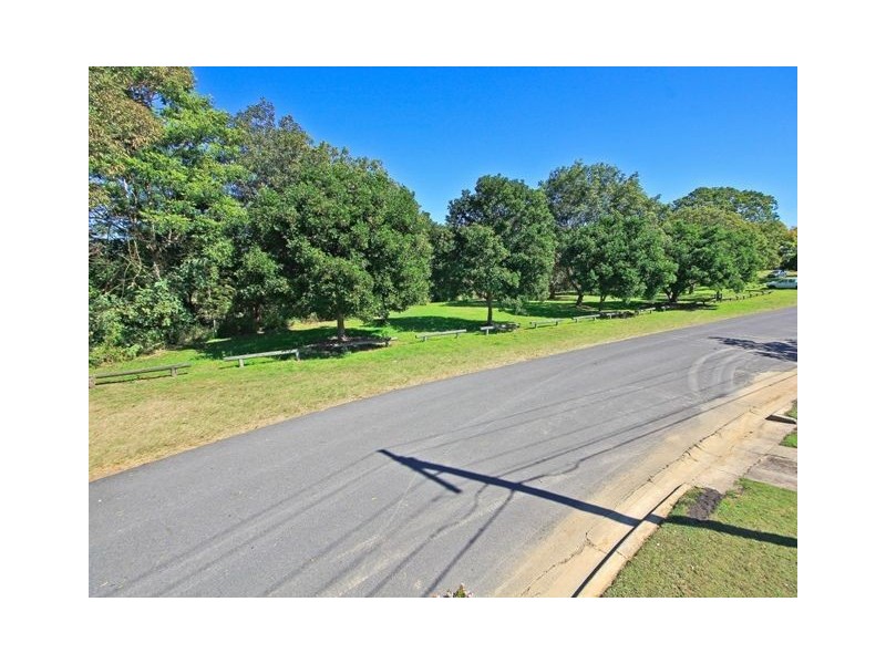 18 Jackson Street, Coorparoo QLD 4151