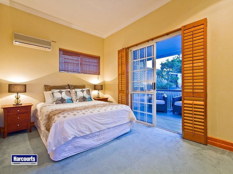 51 Illidge Street, Coorparoo QLD 4151