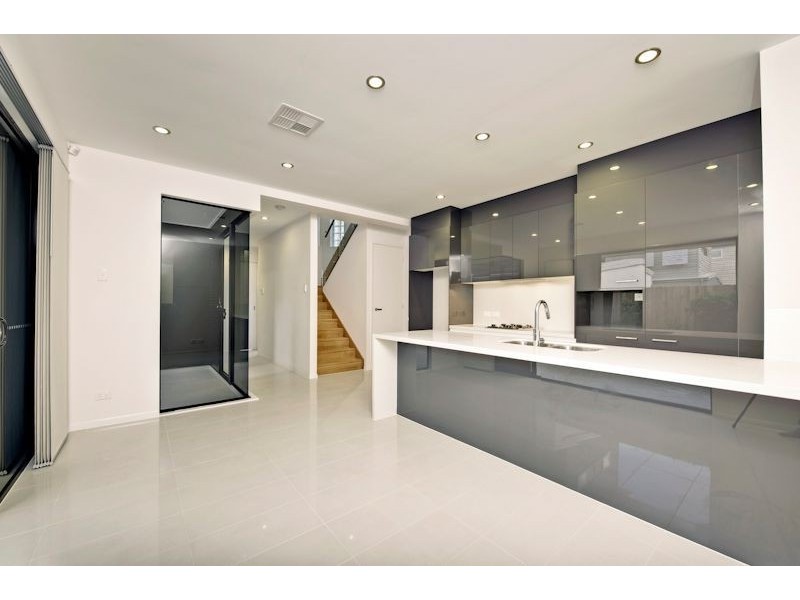 4/232 Riding Road, Balmoral QLD 4171