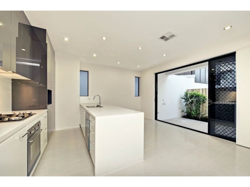 4/232 Riding Road, Balmoral QLD 4171