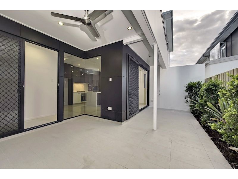 4/232 Riding Road, Balmoral QLD 4171