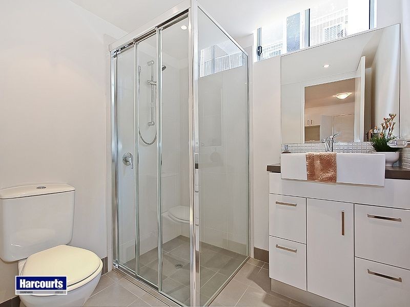 19/108 Nicholson Street, Greenslopes QLD 4120