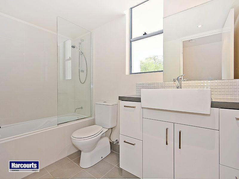 19/108 Nicholson Street, Greenslopes QLD 4120