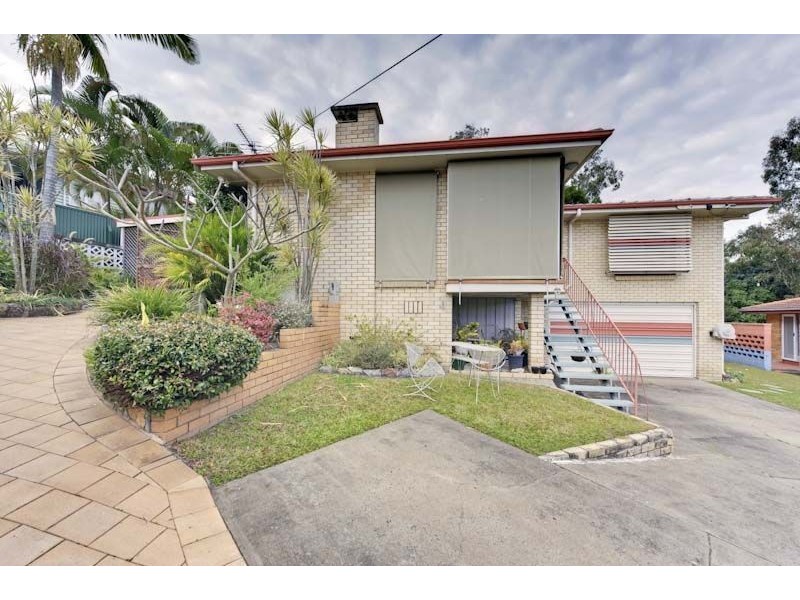 8 Cannes Street, Holland Park West QLD 4121