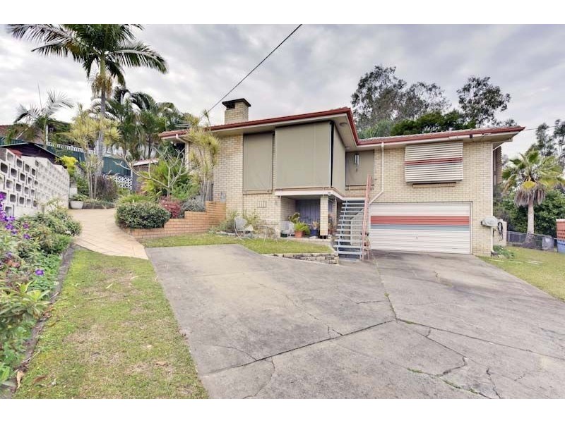 8 Cannes Street, Holland Park West QLD 4121