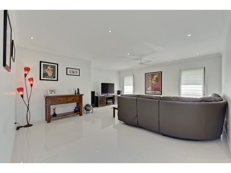 22 Phillip Street, Cleveland QLD 4163