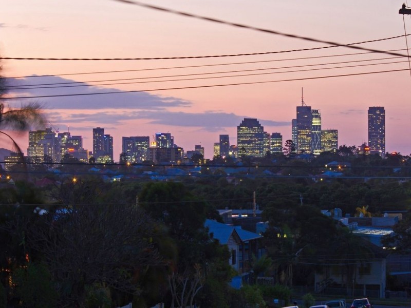 19 Barnes Ave, Coorparoo QLD 4151