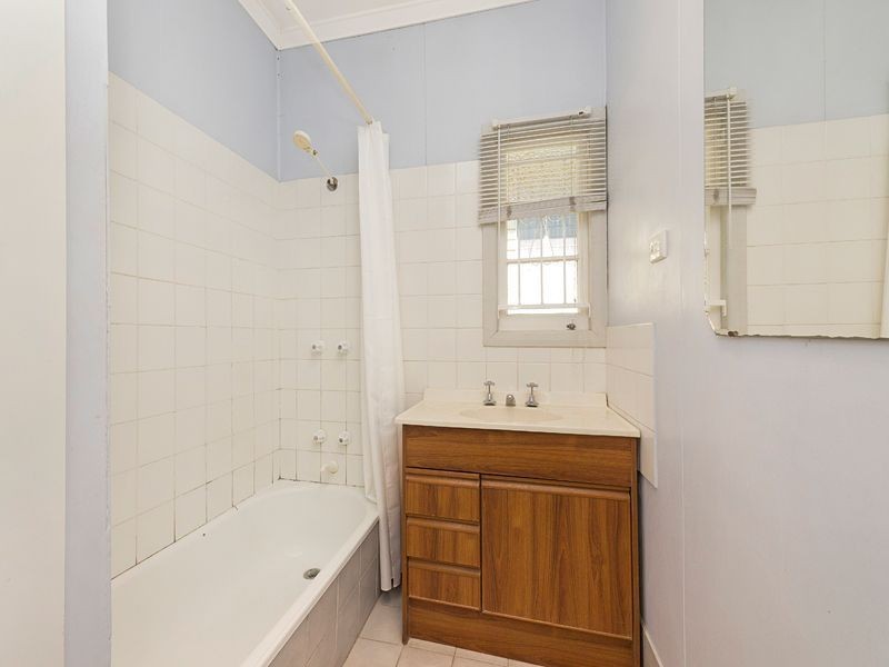 90 Vale Street, Moorooka QLD 4105