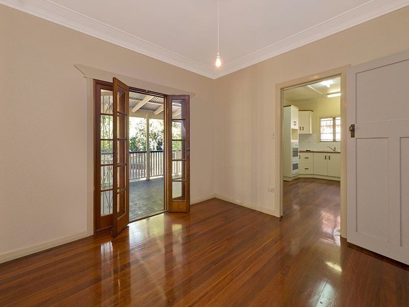 90 Vale Street, Moorooka QLD 4105