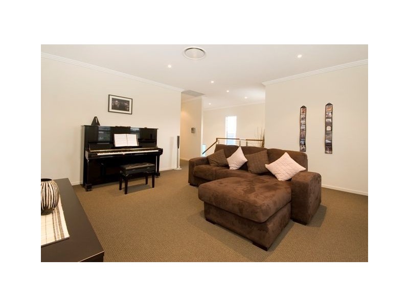 76 Marriott Street, Coorparoo QLD 4151