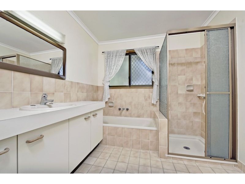 32 Hartigan Street, Belmont QLD 4153